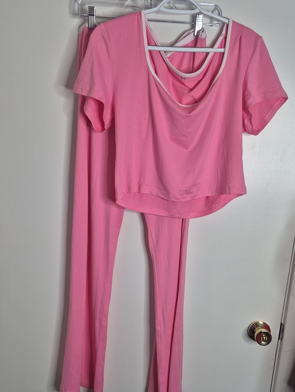 Women's Pink Short-Sleeve Two-Piece Exercise Set